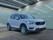 Volvo XC40, Momentum, Jahr 2021 - München