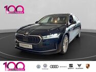 Skoda Superb, 2.0 TDI Combi, Jahr 2024 - Köln