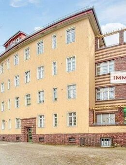 IMMOBERLIN.DE - Charmante Wohnung mit Loggia in beliebter Lage nahe Brixplatz - Berlin