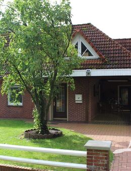 **Gemütliche Haushälfte mit Carport - in Ortsrandlage von Godensholt** - Apen