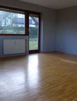 Marko Winter Immobilien -Obrigheim: Helle 3-Zimmer-Wohnung mit Garten, Terrasse und Balkon - Obrigheim