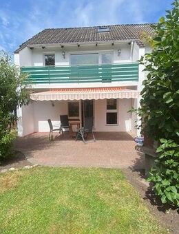 Henstedt-Rhen / DHH auf 500m² herrlichem Grundstück, 2 Bäder, Balkon, Doppelcarport etc. € 299.500,- - Henstedt-Ulzburg