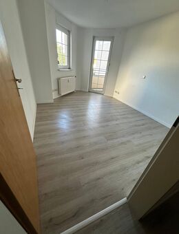 lichtdurchflutete 2-Raum-Wohnung mit Balkon (W27) - Meuselwitz
