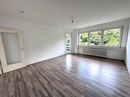 Achtung !!I 1 Monat Kaltmiete sparen !! 2-Zi.-Wohnung mit Balkon auf 62 m² // - Duisburg