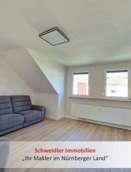 Einziehen & Wohlfühlen: Gemütliches 3-Zimmer-Dachgeschossjuwel mit EBK u.v.m. in Lauf-Kotzenhof - Lauf (Pegnitz)