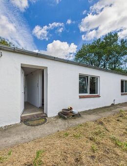 Ländliches Idyll mit spannendem Altbestand - Südermarsch