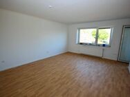 Helle 2 Zimmer-Wohnung mit Balkon und PKW-Stellplatz mitten in Brinkum - Stuhr