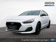 Hyundai i30, 1.6 cw YES Plus, Jahr 2019 - Schönburg