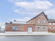 Freistehendes Einfamilienhaus mit überdachtem Innenhof und Garten in Hückelhoven! - Hückelhoven