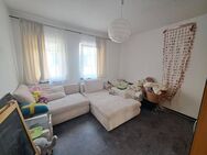 KAPITALANLAGE! Gepflegte 3-Zi.-Whg. * Balkon * EBK * vermietet * in S-Untertürkheim! - Stuttgart