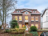 Villa mit vielfältigen Nutzungsmöglichkeiten in zentraler Lage von Pinneberg zu erwerben - Pinneberg