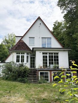 Sanierungsbedürftiges EFH auf großem Grundstück in Isernhagen-Süd - Hannover