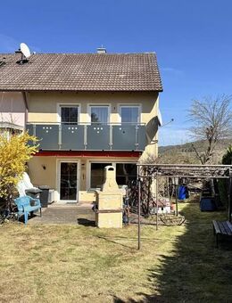 RESERVIERT - Reiheneckhaus mit Garten und Garage - Treuchtlingen