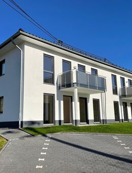 Familientraum! Grosszügige Neubau-Stadtvilla als Doppelhaushälfte - Nister