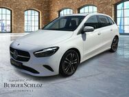 Mercedes B 200, progressive W-Paket, Jahr 2023 - Uhingen