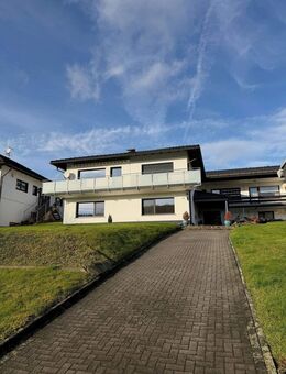 Geräumige 5-Zimmer-Wohnung mit Garten in Lindlar/Hartegasse - Lindlar