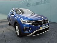 VW T-Roc, 1.5 TSI Life, Jahr 2023 - München