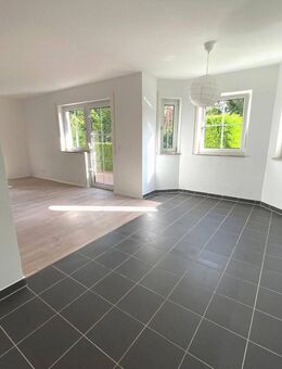 Neues Eigenheim oder lukrative Kapitalanlage? Renovierte 3-Zimmer-Whg. mit Garten flexibel nutzbar! - Wolframs-Eschenbach