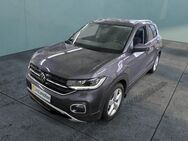 VW T-Cross, 1.0 TSI Style IQ Drive, Jahr 2021 - München