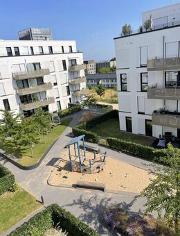 Schöne, neuwertige 3 Zimmerwohnung mit Balkon und Einbauküche - Bonn