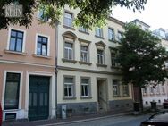 Schöne 2-Raumwohnung mit Balkon in ruhiger Lage! Parkplätze vor dem Haus! Ab 1.7.25 - Zwickau