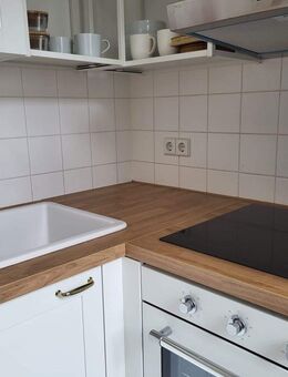 TOP Wohnlage - 2. OG - EBK-Abkauf - Bad mit Wanne - frei ab 1.3.26 - Chemnitz