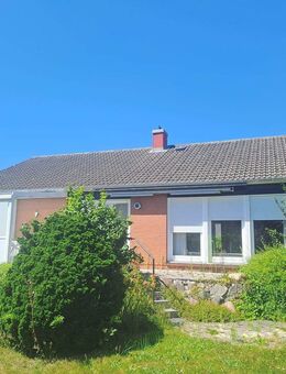 gepflegtes 5-Zimmer-Einfamilienhaus mit Vollkeller & Garage - Stade (Hansestadt)