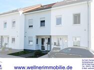 SOLIDE KAPITALANLAGE IN GEFRAGTER LAGE! Reihenmittelhaus mit kleinem Garten und Carport in Randlage von Lübbecke - Lübbecke