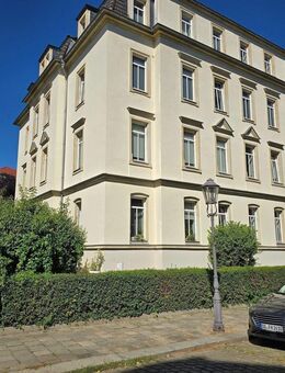 Gemütliche frei ab 01.02.2026 sonn. 2,5 DG-Mais.-Wohnung mit mod. EBK in ruhiger Lage v. Dresden-Löbtau - Dresden