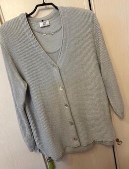 Twinset in silbergrau - Tettnang