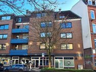 Kiel-Dreiecksplatz: Eigentumsfläche für Wohnen oder Gewerbe im 1.Obergeschoss mit 3 Pkw-Stellplätzen - Kiel