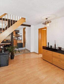 Denkmalschutz - Wunderschöne 4-Zimmer-Maisonettewohnung am Marktplatz von Seligenstadt - Seligenstadt