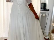 Hochzeitskleid mit wunderschöner integrierter Korsage, Gr. 36 - Essen