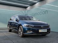 VW Passat Variant, 2.0 TSI Elegance, Jahr 2021 - München