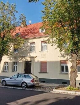 Wohnung 1 Zimmer Küche, Duschbad Erdgeschoß - Luckenwalde