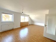 Perfekte Lage und Komfort: Helle 3-Zimmer Wohnung mit Balkon und Stellplatz - Malente