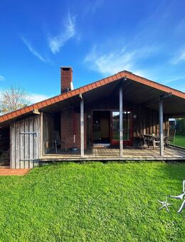 Sehr gut isoliertes dänisches Wochenendhaus aus erster Hand mit gemauertem Innenkamin in Hohenfelde - Hohenfelde (Landkreis Plön)