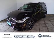 VW Tiguan, 2.0 TDI R-LINE, Jahr 2022 - Lennestadt