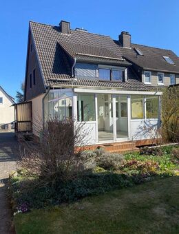 Charmante Doppelhaushälfte in Korbach mit Potenzial für ihr Traumzuhause - Korbach (Hansestadt)