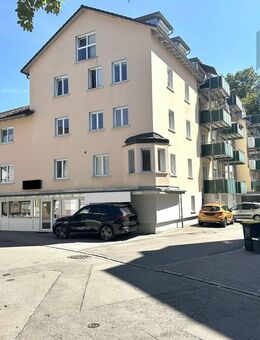 Charmant & kernsaniert - Denkmalgeschützte 2-Zimmer-Wohnung mit Stellplatz - Bad Dürrheim