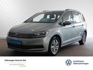 VW Touran, 2.0 TDI Comfortline, Jahr 2020 - Kiel
