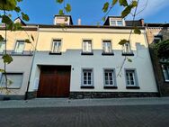 Winningen-Das klassische Winzerhaus 1-2 Familienhaus in Mitten des beliebten Weindorfes - Winningen