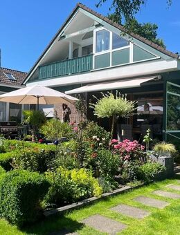 Tolle Erdgeschosswohnung in zentraler Lage von Bockhorn! Individuell / mit großem Grundstück - Bockhorn (Niedersachsen)