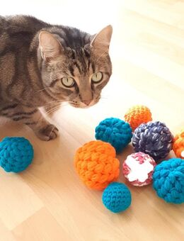 Spielball für Katze oder Hund, Jonglierball, Handarbeit - Koblenz