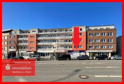 Anlagepaket mit mehreren vermieteten Gewerbeeinheiten und einer Wohnung in Stockelsdorf