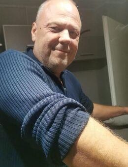 Älterer Herr sucht jung gebliebene schlanke Frau - Eschenburg