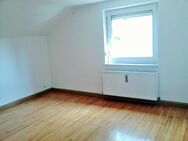 Renovierte 3,5 Zimmer Dachgeschoßwohnung mit Gartennutzung - Amberg