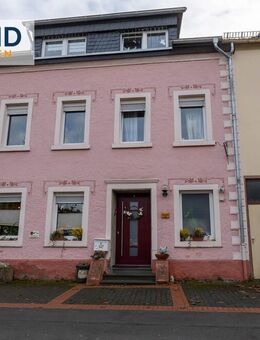 Charmantes Reihenhaus mit großem Grundstück und vielen Möglichkeiten - Gerolstein