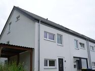 Erstbezug ! Energieeffizientes Reiheneckhaus mit Carport - Klimaschutzsiedlung Düren - Düren