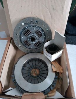 BMW Satz Kupplungsteile D=215MM 21211223570 - Bretzfeld